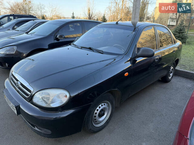 Черный ЗАЗ Ланос, объемом двигателя 1.5 л и пробегом 196 тыс. км за 2000 $, фото 5 на Automoto.ua
