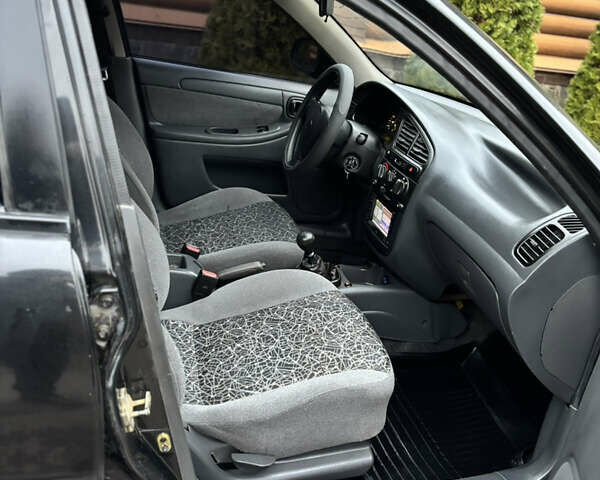 Черный ЗАЗ Ланос, объемом двигателя 1.5 л и пробегом 175 тыс. км за 2650 $, фото 14 на Automoto.ua