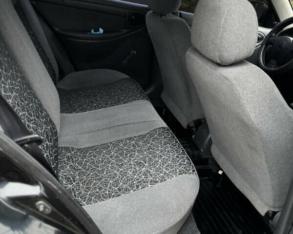 Черный ЗАЗ Ланос, объемом двигателя 1.5 л и пробегом 175 тыс. км за 2650 $, фото 16 на Automoto.ua