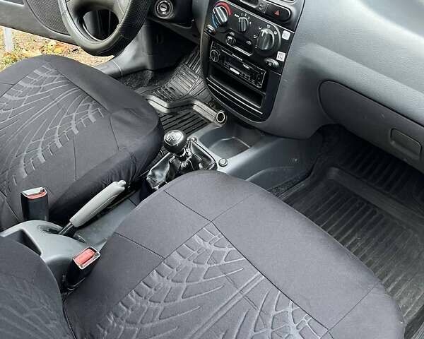 Черный ЗАЗ Ланос, объемом двигателя 1.5 л и пробегом 115 тыс. км за 4500 $, фото 6 на Automoto.ua