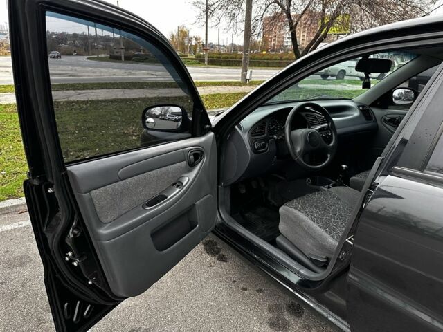 Черный ЗАЗ Ланос, объемом двигателя 1.5 л и пробегом 158 тыс. км за 3000 $, фото 5 на Automoto.ua