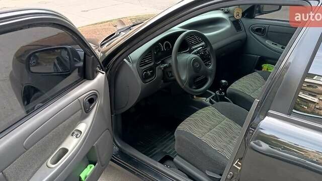 Черный ЗАЗ Ланос, объемом двигателя 1.5 л и пробегом 89 тыс. км за 3700 $, фото 3 на Automoto.ua