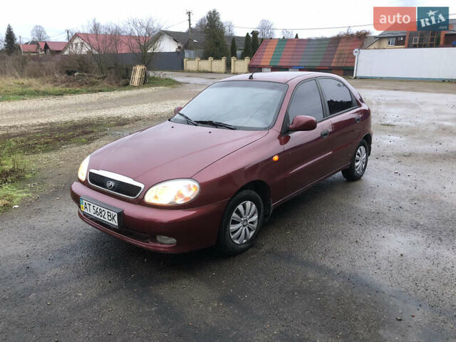 Красный ЗАЗ Ланос, объемом двигателя 1.5 л и пробегом 35 тыс. км за 3500 $, фото 1 на Automoto.ua