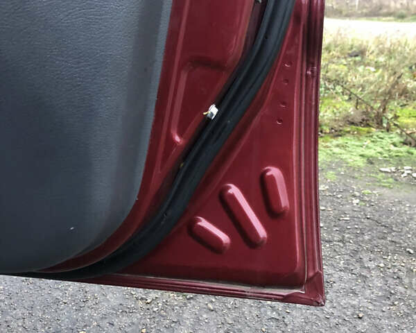 Красный ЗАЗ Ланос, объемом двигателя 1.5 л и пробегом 35 тыс. км за 3500 $, фото 13 на Automoto.ua