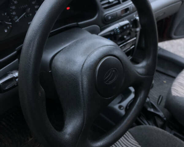 Красный ЗАЗ Ланос, объемом двигателя 1.5 л и пробегом 35 тыс. км за 3500 $, фото 18 на Automoto.ua