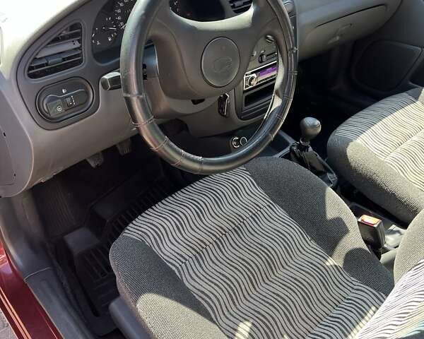 Червоний ЗАЗ Ланос, об'ємом двигуна 1.5 л та пробігом 125 тис. км за 3400 $, фото 6 на Automoto.ua