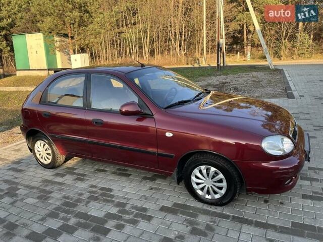 Красный ЗАЗ Ланос, объемом двигателя 1.4 л и пробегом 60 тыс. км за 4100 $, фото 1 на Automoto.ua