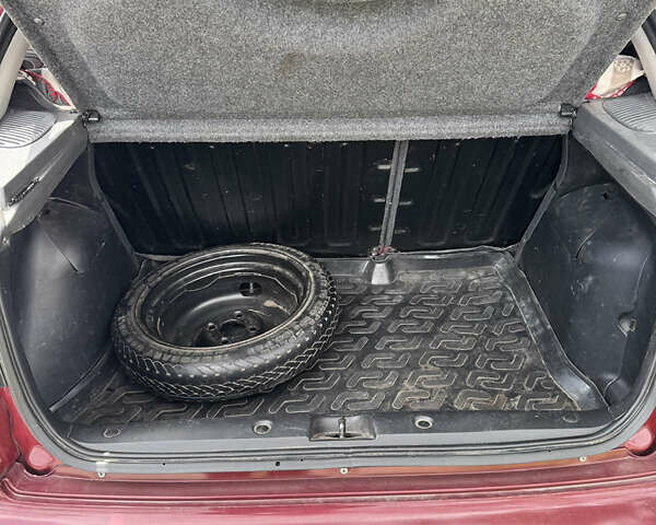 Красный ЗАЗ Ланос, объемом двигателя 1.5 л и пробегом 110 тыс. км за 4250 $, фото 12 на Automoto.ua