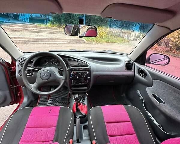 Красный ЗАЗ Ланос, объемом двигателя 1.3 л и пробегом 192 тыс. км за 2300 $, фото 21 на Automoto.ua