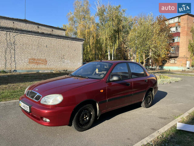 Красный ЗАЗ Ланос, объемом двигателя 1.39 л и пробегом 227 тыс. км за 1600 $, фото 2 на Automoto.ua