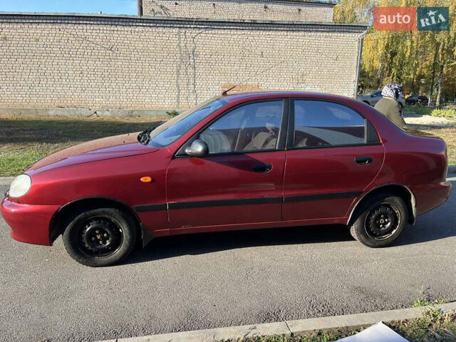 Красный ЗАЗ Ланос, объемом двигателя 1.39 л и пробегом 227 тыс. км за 1600 $, фото 3 на Automoto.ua