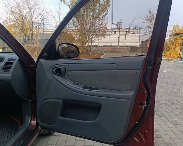 ЗАЗ Ланос 2007 в Запорожье на Automoto.ua Красный ЗАЗ Ланос, объемом двигателя 1.5 л и пробегом 200 тыс. км за 2850 $, фото 10 на Automoto.ua