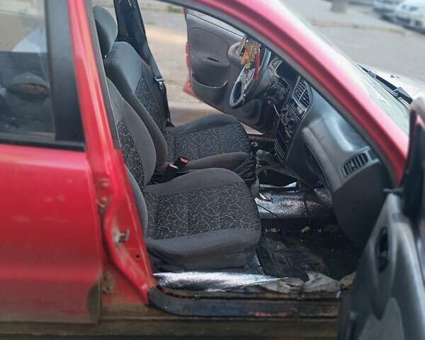 Червоний ЗАЗ Ланос, об'ємом двигуна 1.39 л та пробігом 250 тис. км за 850 $, фото 2 на Automoto.ua