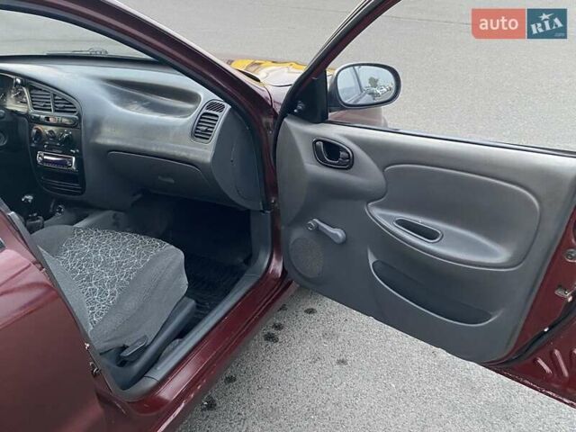 Червоний ЗАЗ Ланос, об'ємом двигуна 1.39 л та пробігом 226 тис. км за 2200 $, фото 12 на Automoto.ua