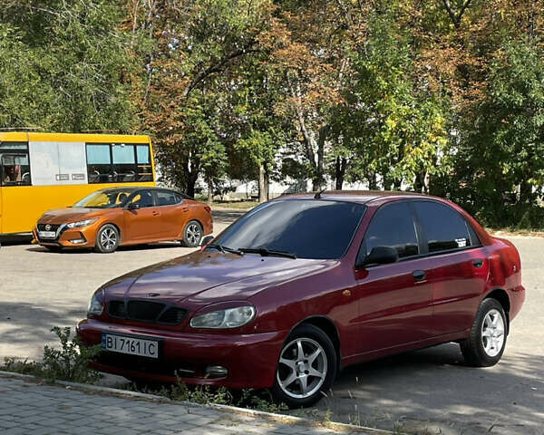 Червоний ЗАЗ Ланос, об'ємом двигуна 1.39 л та пробігом 190 тис. км за 2500 $, фото 4 на Automoto.ua