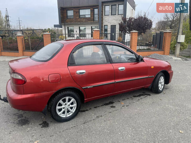 Красный ЗАЗ Ланос, объемом двигателя 1.39 л и пробегом 180 тыс. км за 1750 $, фото 3 на Automoto.ua