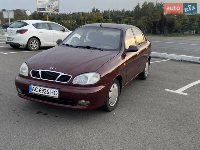 Червоний ЗАЗ Ланос, об'ємом двигуна 1.39 л та пробігом 226 тис. км за 2200 $, фото 1 на Automoto.ua