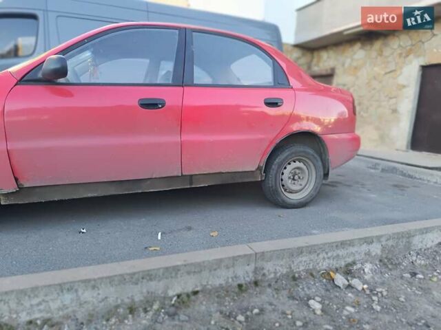 Червоний ЗАЗ Ланос, об'ємом двигуна 1.39 л та пробігом 250 тис. км за 850 $, фото 4 на Automoto.ua