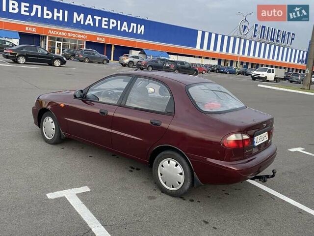 Червоний ЗАЗ Ланос, об'ємом двигуна 1.39 л та пробігом 226 тис. км за 2200 $, фото 3 на Automoto.ua