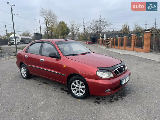 Красный ЗАЗ Ланос, объемом двигателя 1.39 л и пробегом 180 тыс. км за 1750 $, фото 1 на Automoto.ua