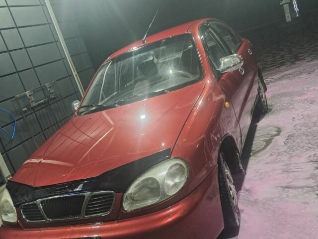 Красный ЗАЗ Ланос, объемом двигателя 1.4 л и пробегом 270 тыс. км за 1150 $, фото 2 на Automoto.ua