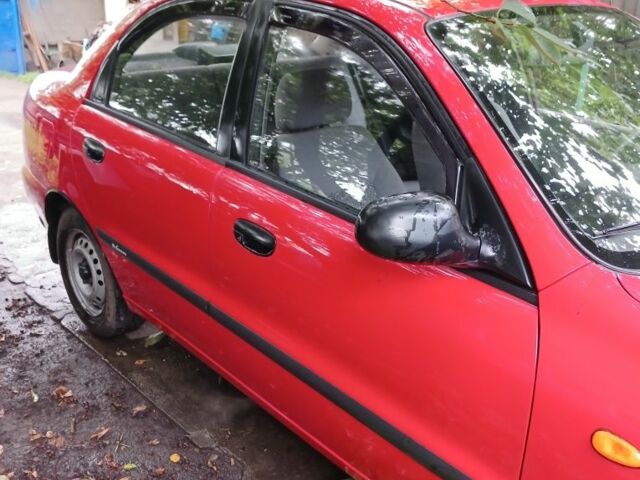 Красный ЗАЗ Ланос, объемом двигателя 1.4 л и пробегом 65 тыс. км за 3700 $, фото 3 на Automoto.ua