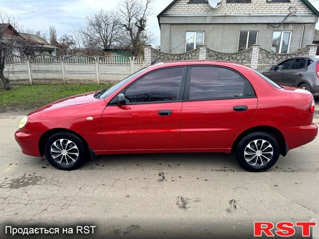 Червоний ЗАЗ Ланос, об'ємом двигуна 1.4 л та пробігом 44 тис. км за 3700 $, фото 2 на Automoto.ua