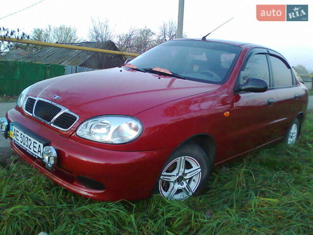 Красный ЗАЗ Ланос, объемом двигателя 1.39 л и пробегом 89 тыс. км за 3500 $, фото 3 на Automoto.ua