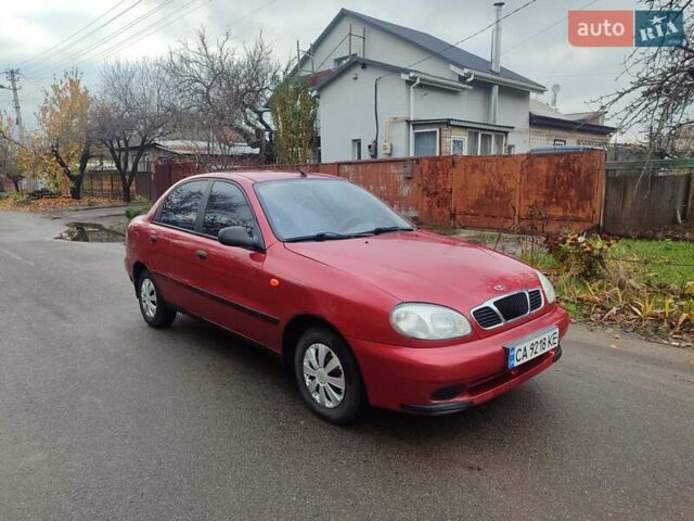 Красный ЗАЗ Ланос, объемом двигателя 1.39 л и пробегом 254 тыс. км за 1500 $, фото 5 на Automoto.ua