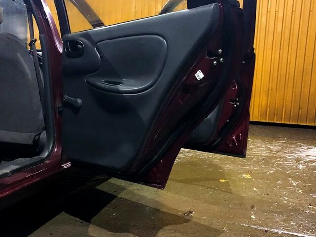 ЗАЗ Ланос 2009 в Диканьке на Automoto.ua Красный ЗАЗ Ланос, объемом двигателя 1.6 л и пробегом 161 тыс. км за 2299 $, фото 5 на Automoto.ua