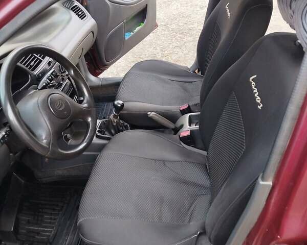 Красный ЗАЗ Ланос, объемом двигателя 1.6 л и пробегом 147 тыс. км за 2500 $, фото 7 на Automoto.ua