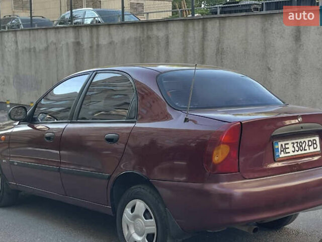 Красный ЗАЗ Ланос, объемом двигателя 1.5 л и пробегом 150 тыс. км за 2100 $, фото 4 на Automoto.ua