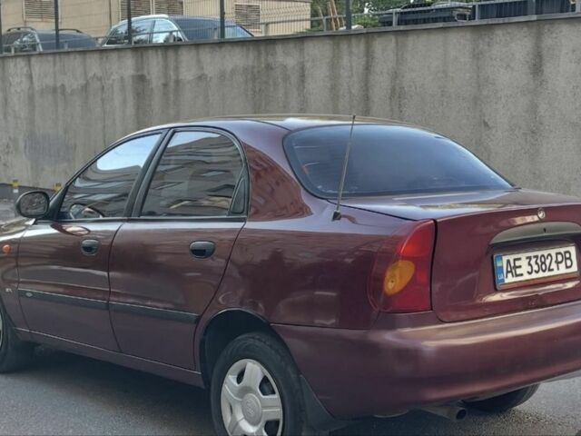 Красный ЗАЗ Ланос, объемом двигателя 1.5 л и пробегом 150 тыс. км за 2100 $, фото 4 на Automoto.ua