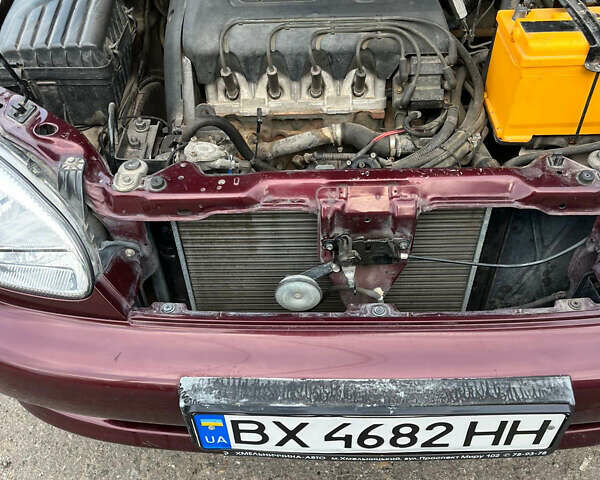 Красный ЗАЗ Ланос, объемом двигателя 1.39 л и пробегом 123 тыс. км за 3000 $, фото 4 на Automoto.ua