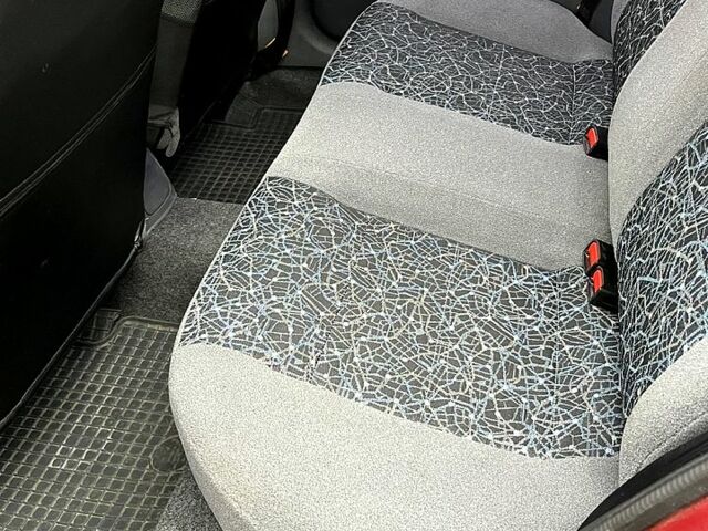 Красный ЗАЗ Ланос, объемом двигателя 1.5 л и пробегом 74 тыс. км за 3200 $, фото 8 на Automoto.ua