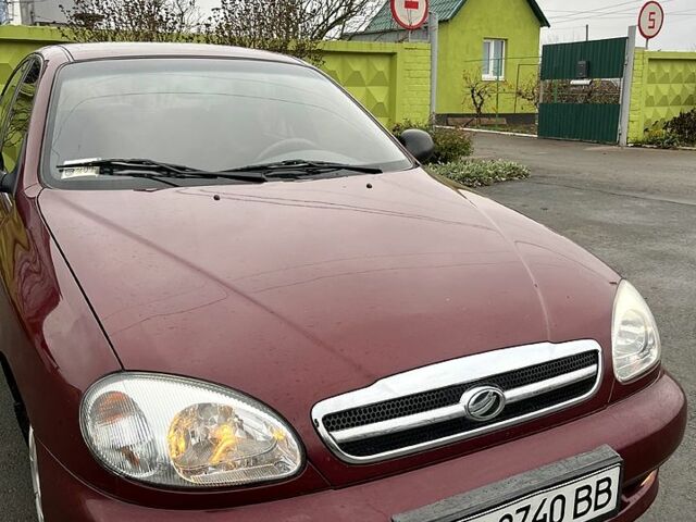 Красный ЗАЗ Ланос, объемом двигателя 1.5 л и пробегом 74 тыс. км за 3200 $, фото 1 на Automoto.ua