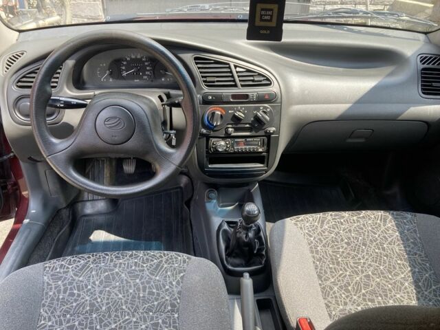 Красный ЗАЗ Ланос, объемом двигателя 1.5 л и пробегом 65 тыс. км за 3100 $, фото 6 на Automoto.ua