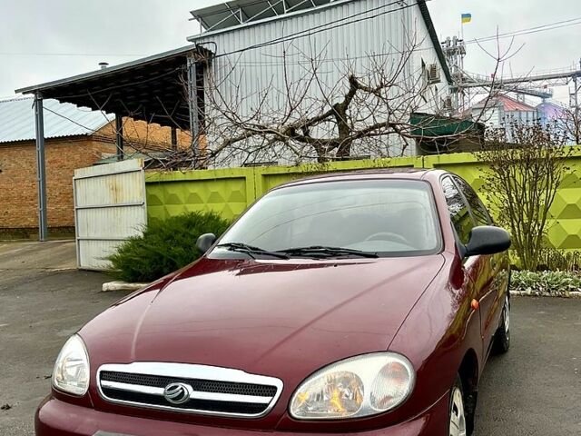 Красный ЗАЗ Ланос, объемом двигателя 1.5 л и пробегом 74 тыс. км за 3200 $, фото 3 на Automoto.ua