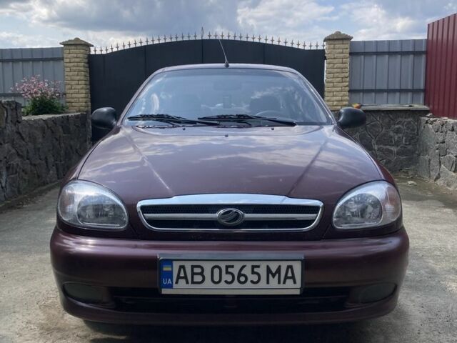 Красный ЗАЗ Ланос, объемом двигателя 1.5 л и пробегом 65 тыс. км за 3100 $, фото 4 на Automoto.ua