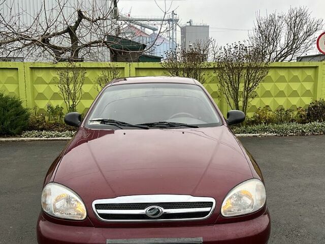 Красный ЗАЗ Ланос, объемом двигателя 1.5 л и пробегом 74 тыс. км за 3200 $, фото 2 на Automoto.ua