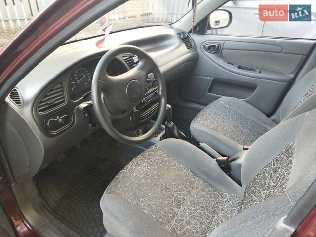 Червоний ЗАЗ Ланос, об'ємом двигуна 0 л та пробігом 99 тис. км за 3700 $, фото 8 на Automoto.ua