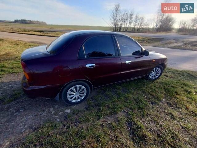 Красный ЗАЗ Ланос, объемом двигателя 1.5 л и пробегом 175 тыс. км за 2900 $, фото 2 на Automoto.ua