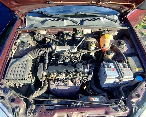 Красный ЗАЗ Ланос, объемом двигателя 1.5 л и пробегом 175 тыс. км за 2900 $, фото 5 на Automoto.ua