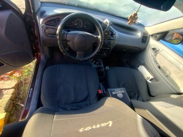 Красный ЗАЗ Ланос, объемом двигателя 1.5 л и пробегом 175 тыс. км за 2900 $, фото 6 на Automoto.ua