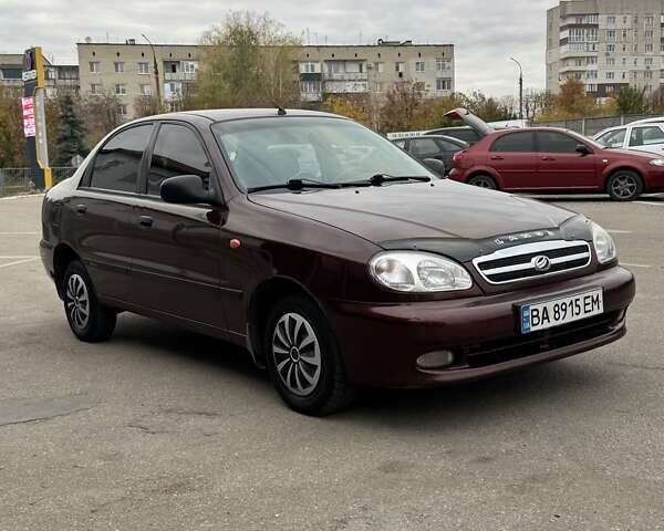 Красный ЗАЗ Ланос, объемом двигателя 1.5 л и пробегом 208 тыс. км за 3450 $, фото 2 на Automoto.ua