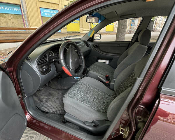 Красный ЗАЗ Ланос, объемом двигателя 1.5 л и пробегом 128 тыс. км за 3600 $, фото 12 на Automoto.ua
