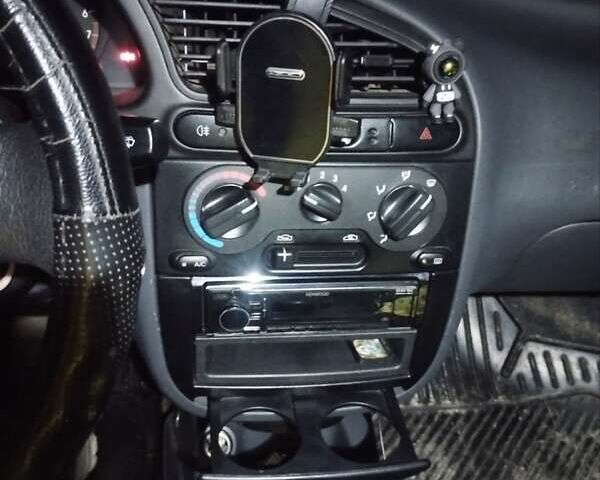 Красный ЗАЗ Ланос, объемом двигателя 1.5 л и пробегом 175 тыс. км за 2900 $, фото 10 на Automoto.ua