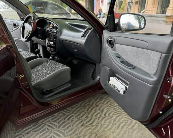 Красный ЗАЗ Ланос, объемом двигателя 1.5 л и пробегом 128 тыс. км за 3600 $, фото 9 на Automoto.ua