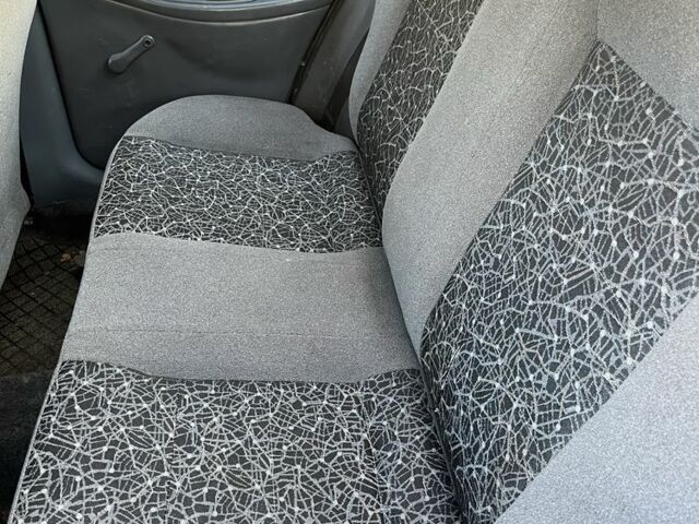 Красный ЗАЗ Ланос, объемом двигателя 1.5 л и пробегом 250 тыс. км за 1799 $, фото 5 на Automoto.ua