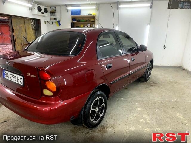 Красный ЗАЗ Ланос, объемом двигателя 1.5 л и пробегом 159 тыс. км за 3750 $, фото 2 на Automoto.ua